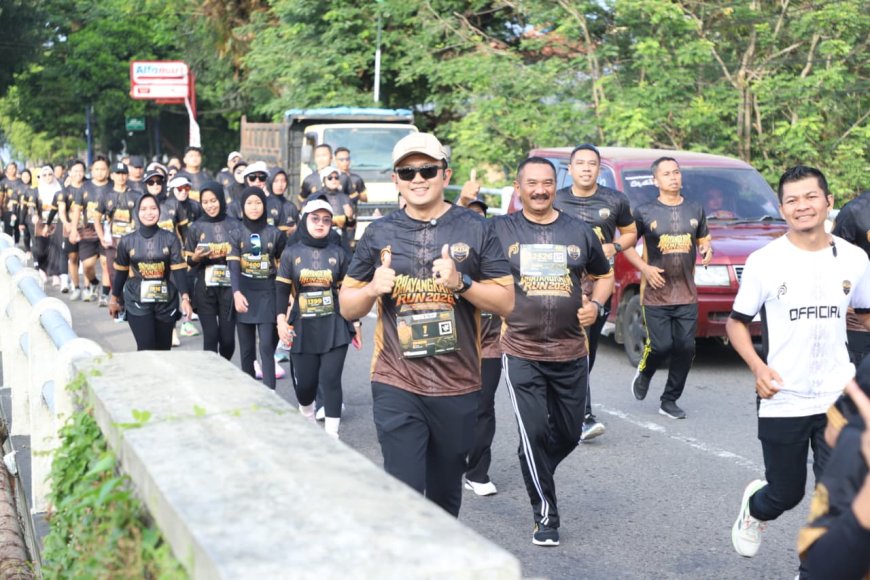 Semangat Kebersamaan Warnai Playon Hari Bhayangkara di Magetan